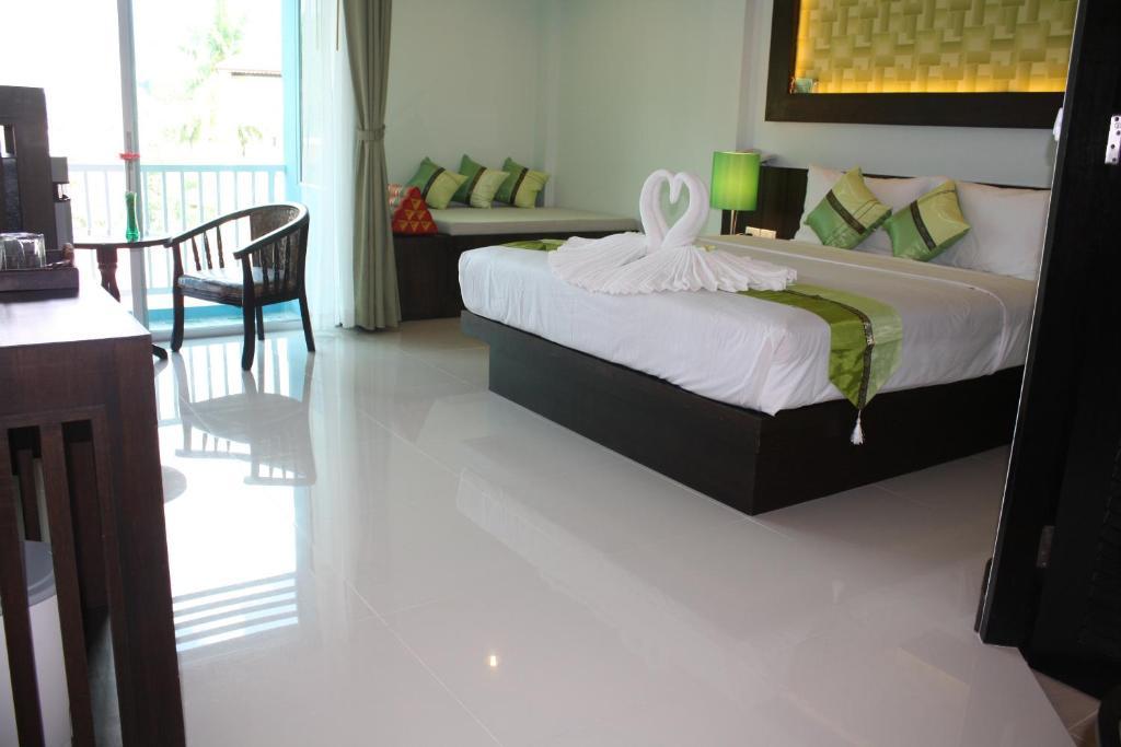 Natalie House 2 Kata Beach (Phuket) Room photo